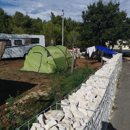 באניולה Camping Volme מראה חיצוני תמונה